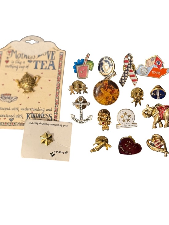 Jewelry - Assorted Vintage Enamel & Gold Tone Pins - Multicolor
